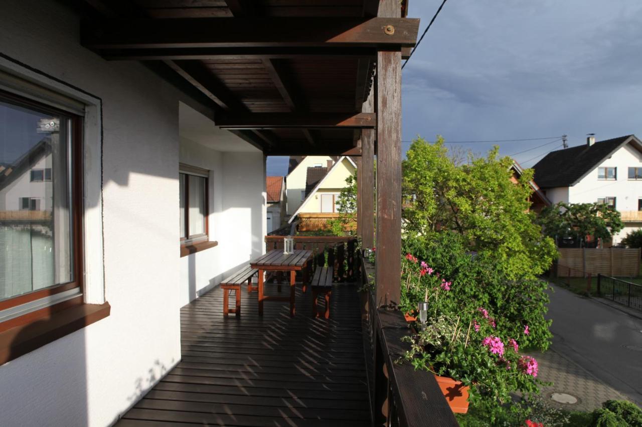 Gaestehaus Zum Rhein Rheinhausen Exterior photo